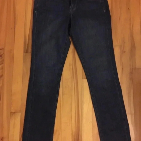 The Sweetheart  jeans - Picture 5 of 5